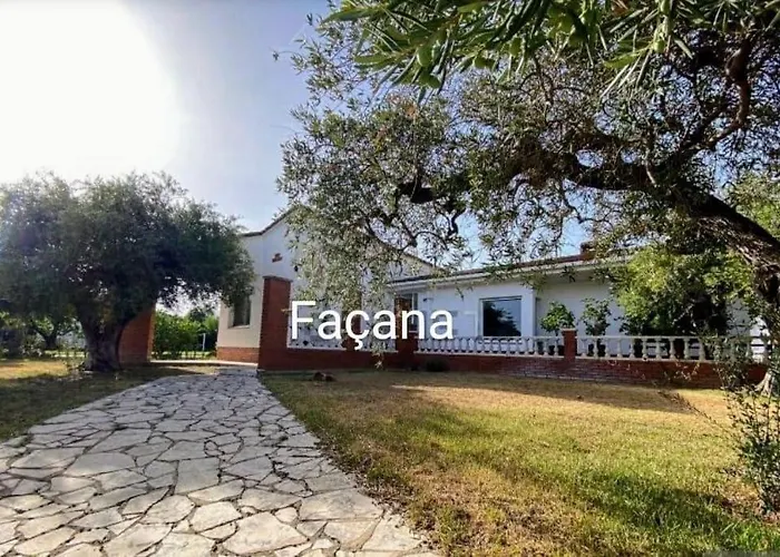 Vila Entre Vinas Y Mar Botarell